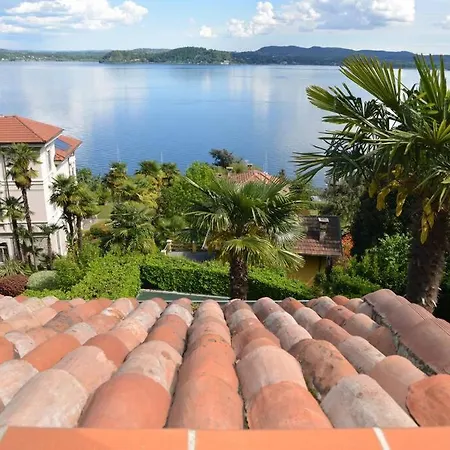 Relax In Terrazza Con Vista Unica E Piscina 贝尔吉拉泰