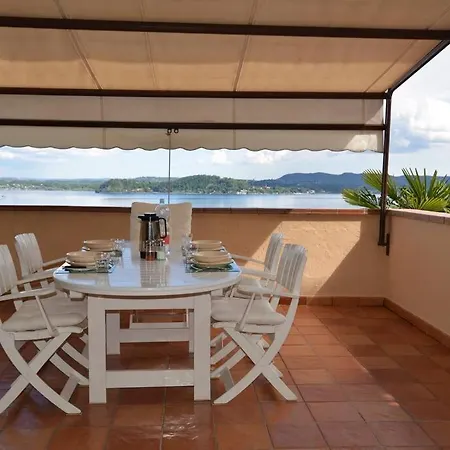 Relax In Terrazza Con Vista Unica E Piscina